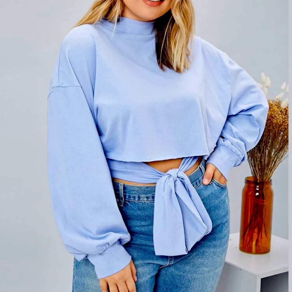 Cropped wrap top